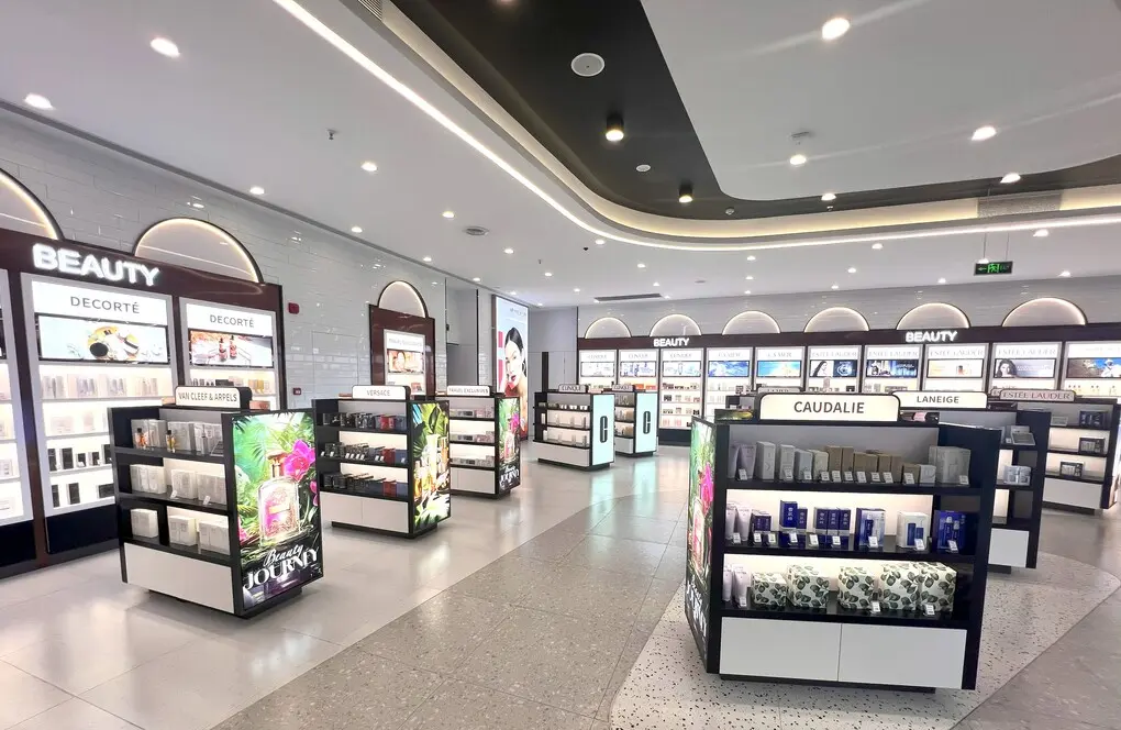 Interior visual merchandising
